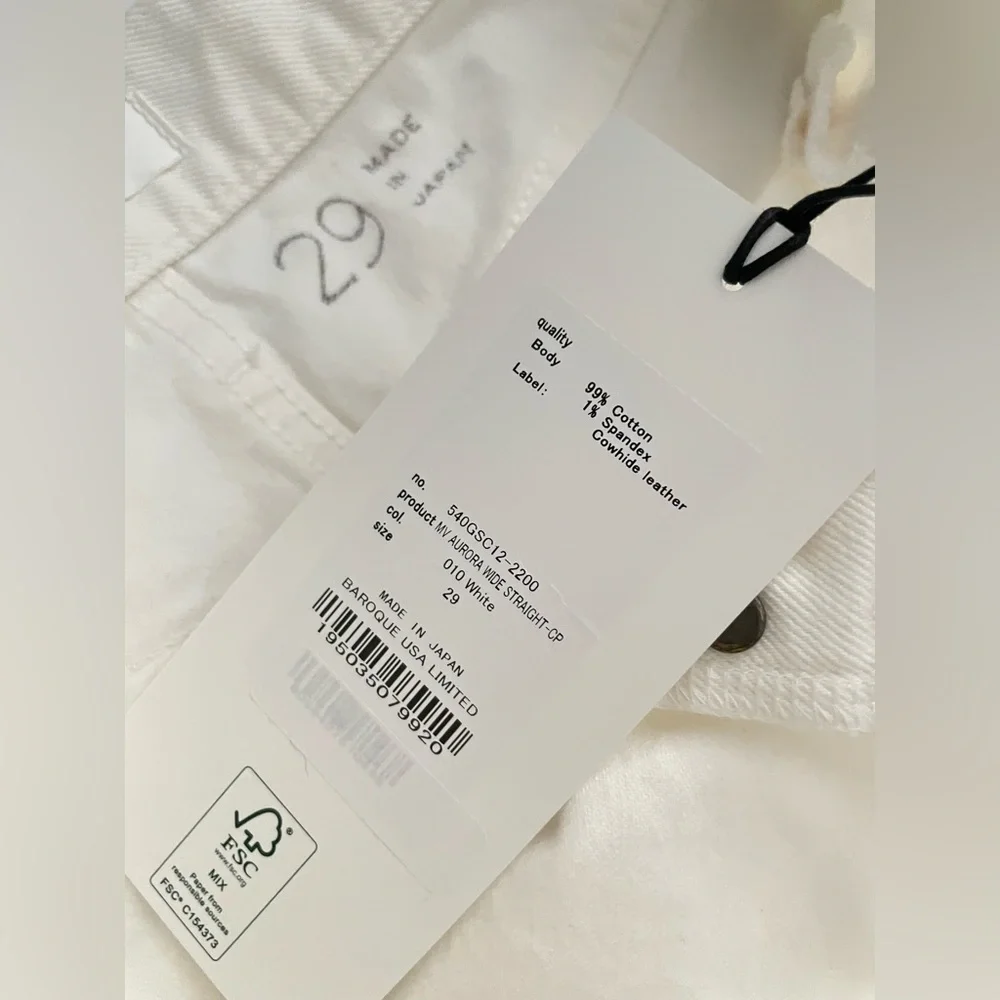 Moussy white high